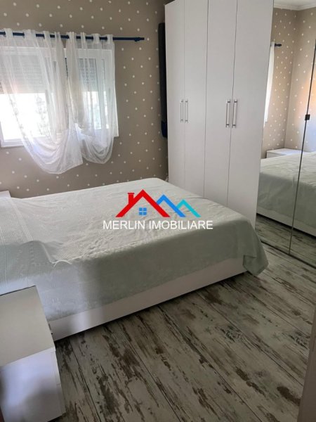 Tirane, jepet me qera apartament 2+1+Ballkon Kati 8, 100 m² 670 € (RRUGA TISH DAIJA)