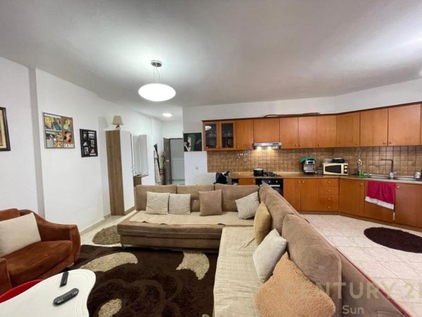 Tirane, shitet apartament 2+1 Kati 10, 91 m² 165.000 € (Don Bosko)