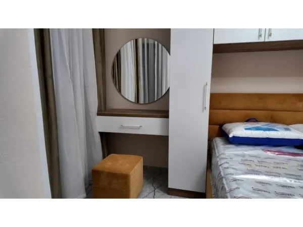 Tirane, jepet me qera apartament 1+1 Kati 6, 80 m² 650 € (Shkolla r Kuqe)