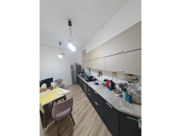 Tirane, shitet Vile 2 Katshe Kati 0, 143 m² 260.000 € (Rrugen Jorgjia Truja ,Qyteti Studenti, Tiranë)
