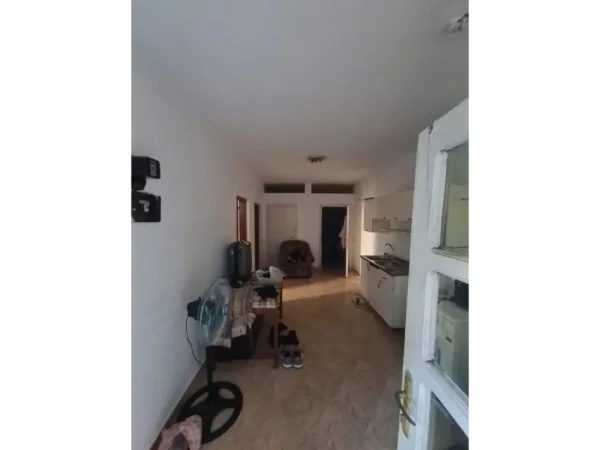 Tirane, shitet Vile 2 Katshe Kati 0, 143 m² 270.000 € (Rrugen Jorgjia Truja ,Qyteti Studenti, Tiranë)