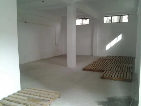 Elbasan, shitet ambjent biznesi Kati 0, 106 m² 