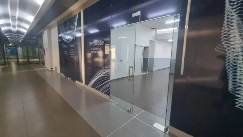 Tirane, shitet ambjent biznesi Kati 2, 