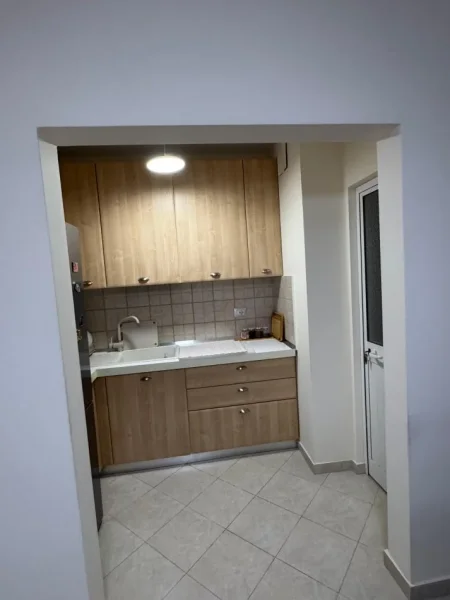 Tirane, shitet apartament 1+1 , 54 m² 85.000 € (kinostudio)