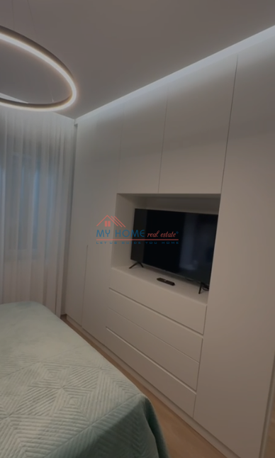 Tirane, jepet me qera apartament 1+1+Ballkon Kati 6, 57 m² 550 € (5 Maji)