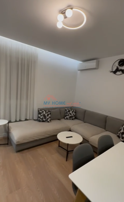Tirane, jepet me qera apartament 1+1+Ballkon Kati 6, 57 m² 550 € (5 Maji)