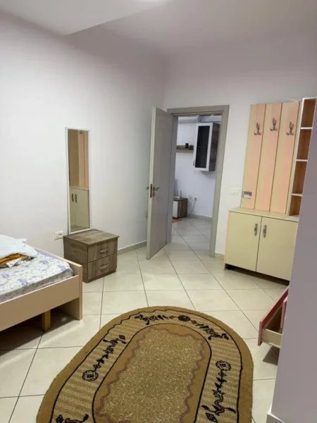 Tirane, jepet me qera apartament 2+1+Ballkon Kati 5, 120 m² 500 € (Astir)