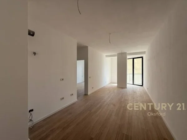 Tirane, jepet me qera apartament 1+1 Kati 2, 70 m² 680 € (Zogu i Zi)