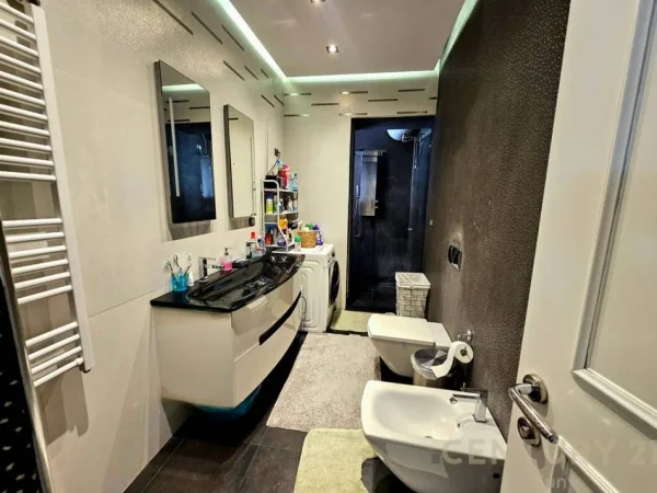 Tirane, shitet apartament 2+1 Kati 10, 109 m² 246.000 € (Delijorgji)