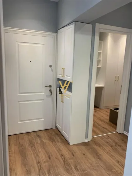 Tirane, jepet me qera apartament 2+1+Ballkon Kati 3, 70 m² 700 € (DON BOSKO)