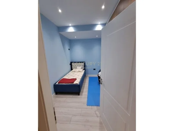 Tirane, shitet ambjent biznesi Kati 2, 580 m² 1.600.000 € (Ruga e Dibres)