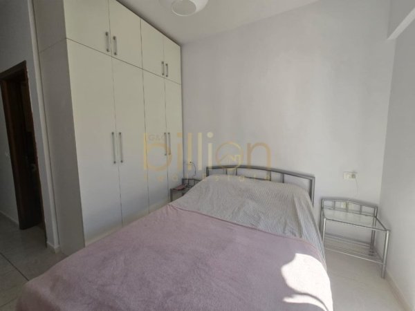 Tirane, shitet apartament 2+1+Ballkon , 100 m² (Qender)