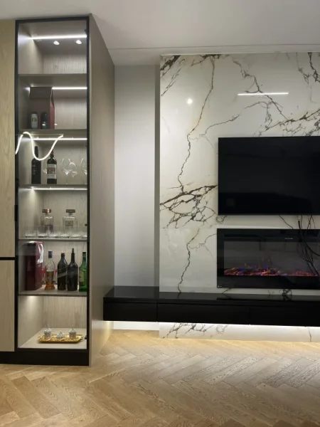 Tirane, shitet apartament 2+1+Ballkon Kati 4, 120 m² 350.000 € (Pazari i ri)