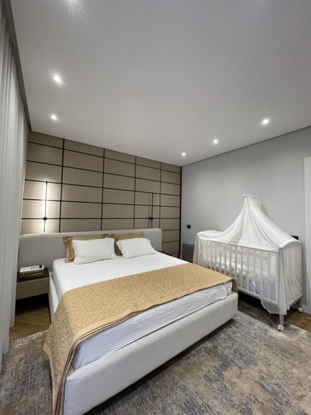 Tirane, shitet apartament 2+1+Ballkon Kati 4, 120 m² 350.000 € (Pazari i ri)