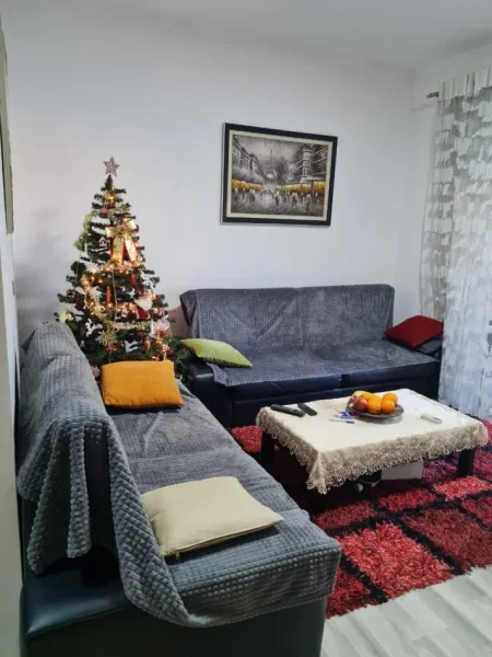 Tirane, shitet apartament 1+1 , 80 m² 139.000 € (kopshti botanik)
