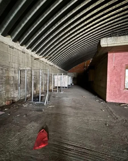 Shqiperi, jepet me qera magazine , 1.350 m² 1.600 € (Marikaj, Vorë)