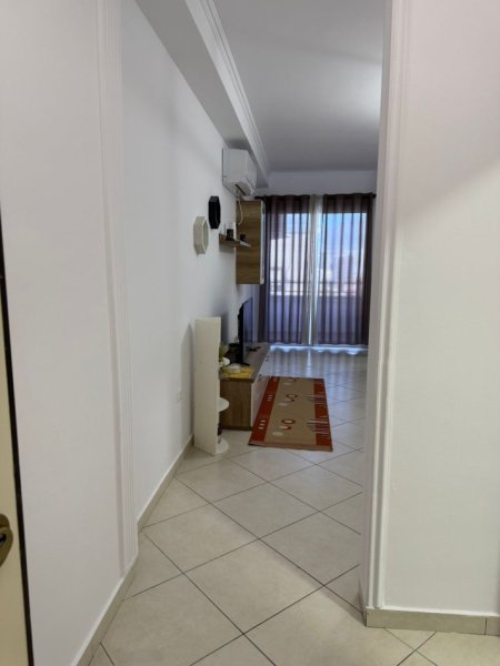 Tirane, jepet me qera apartament 2+1 , 120 m² 500 € (Astir (Mbrapa OSLO))