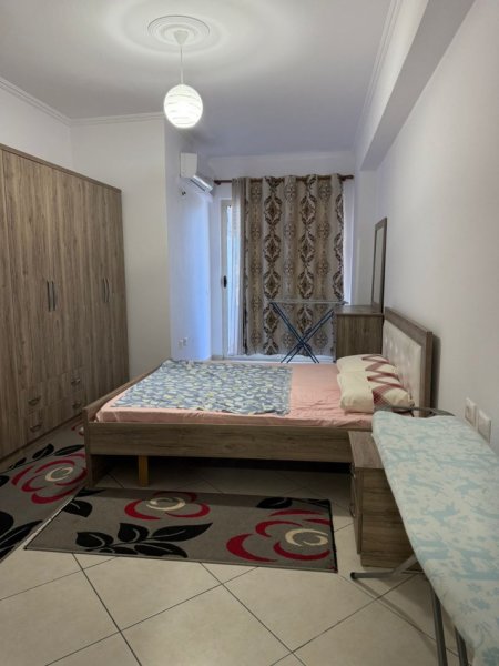 Tirane, jepet me qera apartament 2+1 , 120 m² 500 € (Astir (Mbrapa OSLO))