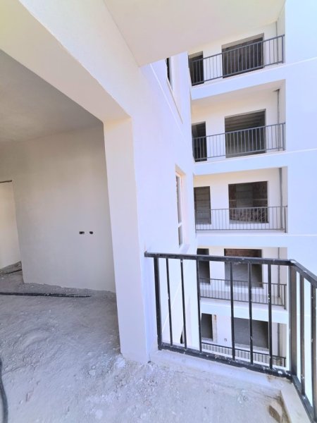 Tirane, shitet apartament 1+1+Ballkon Kati 5, 65 m² 100.000 € (RRUGA E DIBRES)