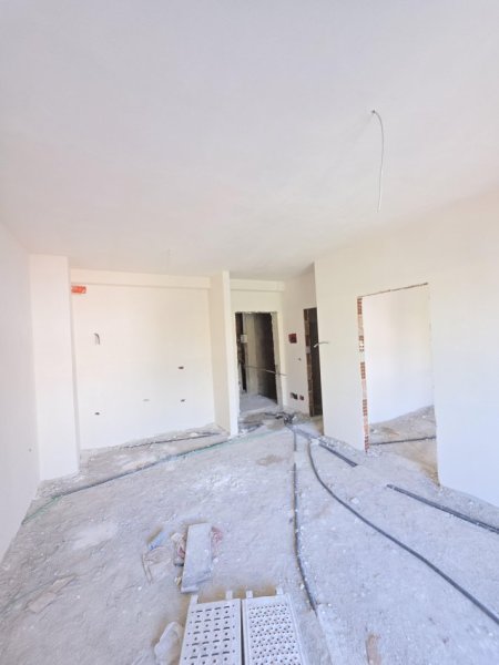 Tirane, shitet apartament 1+1+Ballkon Kati 5, 65 m² 100.000 € (RRUGA E DIBRES)
