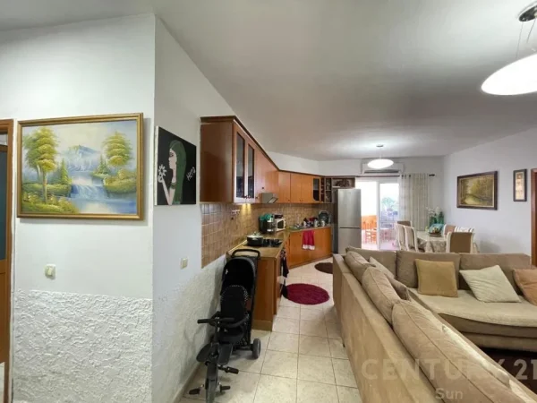 Tirane, shitet apartament 2+1 Kati 10, 91 m² 165.000 € 