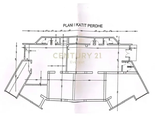 Tirane, shitet ambjent biznesi Kati 1, 996 m² 1.650.000 € 
