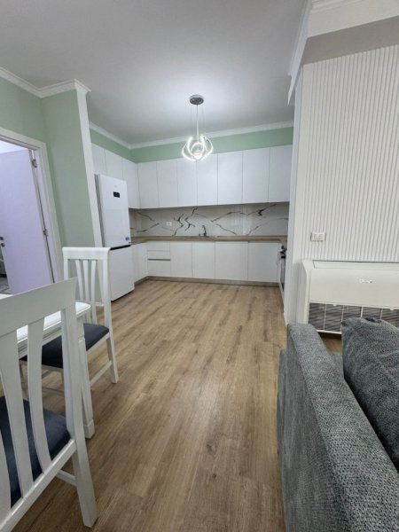 Tirane, jepet me qera apartament 2+1+2+Post Parkimi , Kati 4, 110 m² 1.200 € (Rruga Kavajes , Prane Spitalit Gjerman)