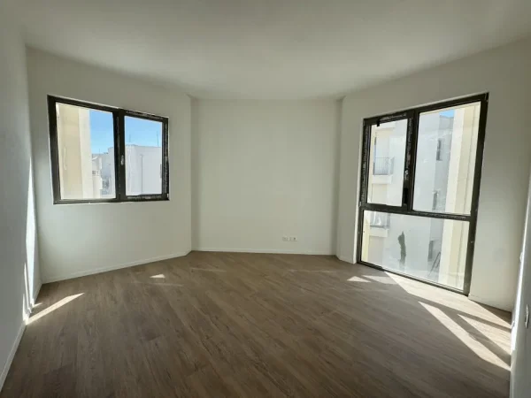 Tirane, shitet apartament Kati 2, 117 m² 300.000 € 
