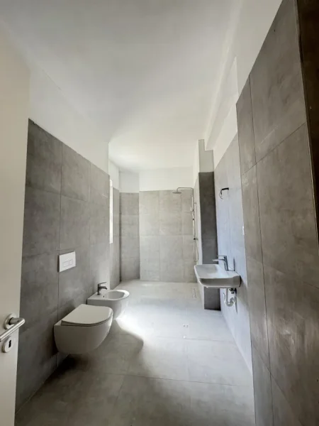 Tirane, shitet apartament Kati 2, 117 m² 300.000 € 