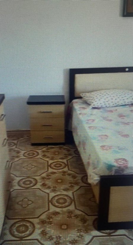 Tirane, jepet me qera apartament 2+1+Ballkon Kati 2, 90 m² 400 € (Rruga Siri Kodra)