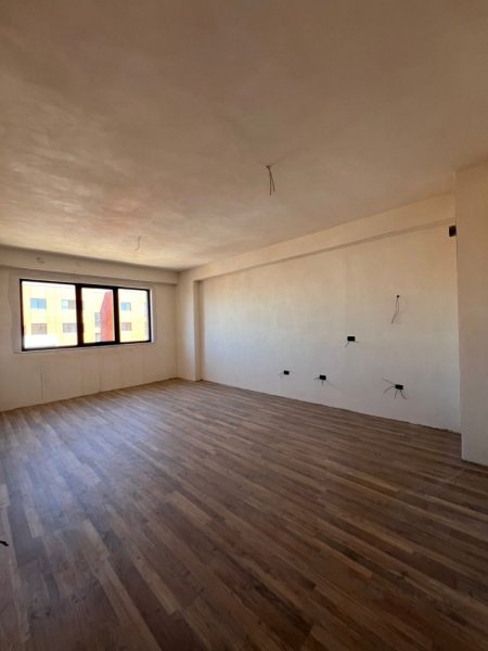 Tirane, shitet apartament 1+1 Kati 8, 81 m² 110.000 € (Urban Gate)