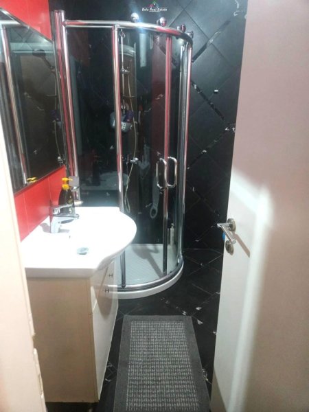 Tirane, jepet me qera apartament 2+1 Kati 5, 95 m² 500 € (misto mame)