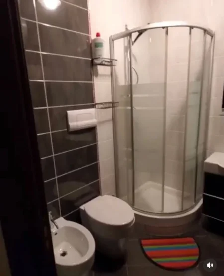 Tirane, jepet me qera apartament 1+1 Kati 6, 60 m² 700 € (Rruga e Bogdanve)