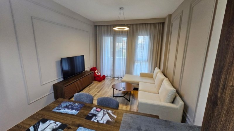 Tirane, jepet me qera apartament 1+1+Ballkon Kati 4, 700 € 