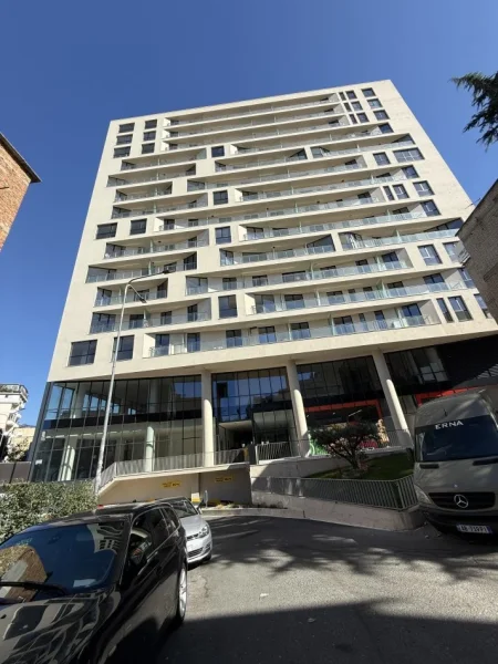 Tirane, shitet apartament 1+1+Ballkon Kati 7, 75 m² 164.999 € (GoldenTower Mine Peza Okazion)
