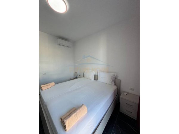 Tirane, jepet me qera apartament 2+1 Kati 1, 95 m² 600 € (Apartament 2+1 Porcelan)