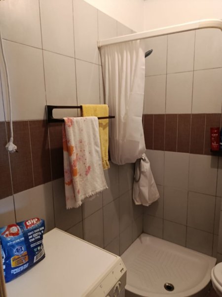 Vlore, jepet me qera apartament 1+1+Ballkon Kati 7, 65 m² 350 €