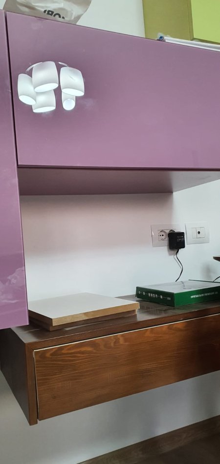 Tirane, jepet me qera apartament 2+1+Ballkon Kati 3, 450 €