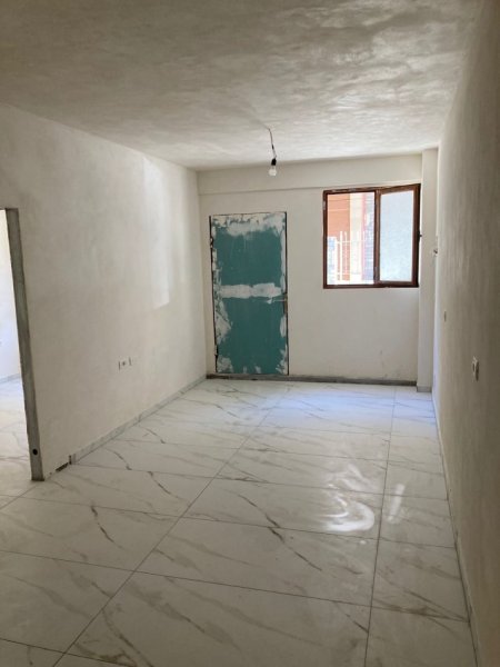 Korce, shitet apartament 1+1 Kati 0, 44 m² 45.000 € 