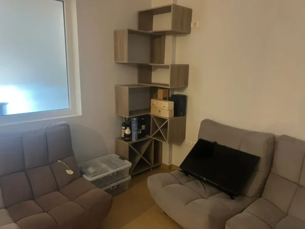 Tirane, shes Mobilje dhe elektroshtepiake per apartament