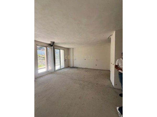 Durres, shitet apartament 2+1 , 137 m² 274.000 € (Currila , Durres)