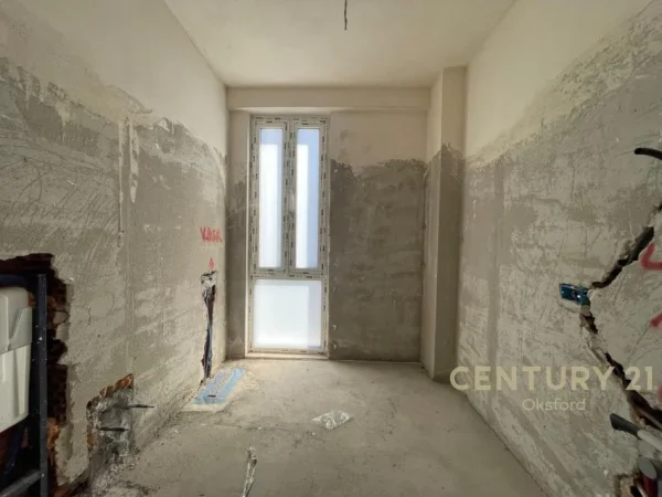 Tirane, shitet apartament+verande | Penthouse 3+1+Aneks+Ballkon Kati 2, 169 m² 410.000 € (Farke)