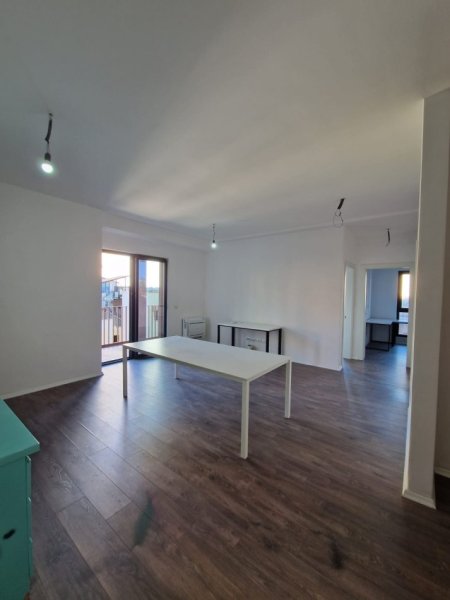 Jepet me qera apartament 2+1, Kati 2, 103 m² 1.070 € (Tirana Garden Building)
