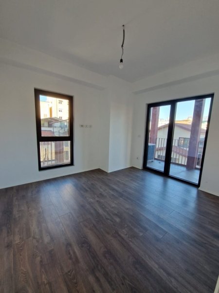 Jepet me qera apartament 2+1, Kati 2, 103 m² 1.070 € (Tirana Garden Building)