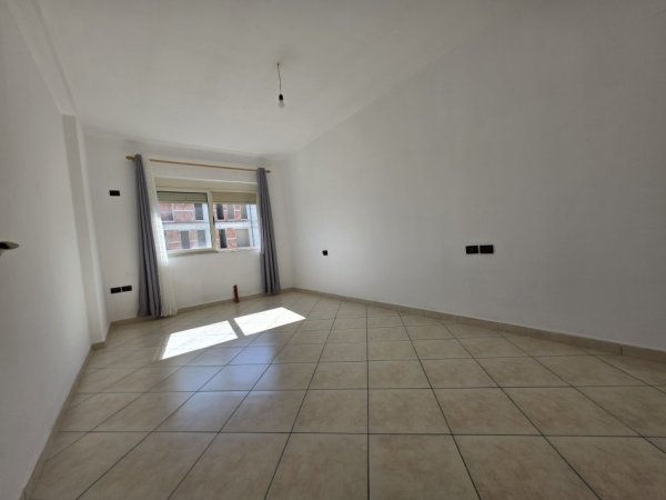 Tirane, shitet apartament 1+1 Kati 7, 69 m² 95.000 € (Astir)