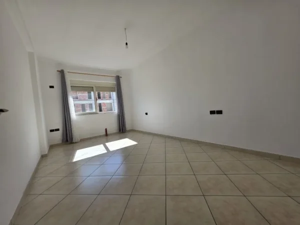 Tirane, shitet apartament 1+1 Kati 7, 69 m² 95.000 € (Astir)