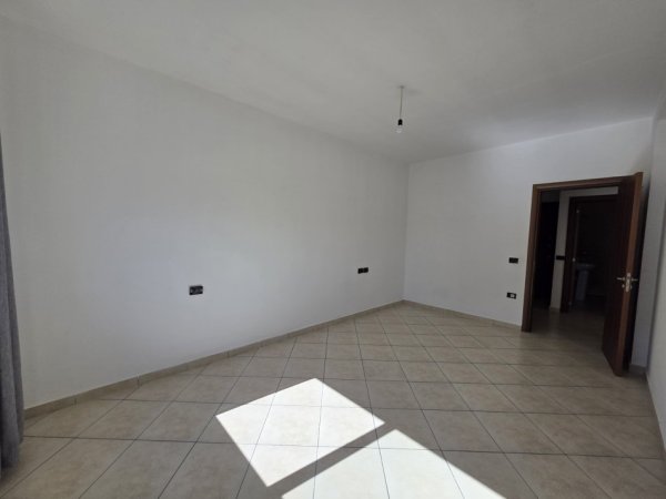 Tirane, shitet apartament 1+1 Kati 7, 69 m² 95.000 € (Astir)