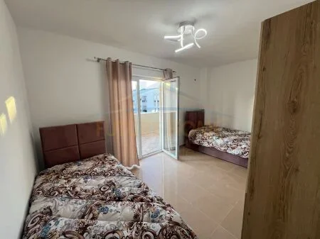 Tirane, shitet apartament 2+1+Ballkon Kati 6, 189.000 € 