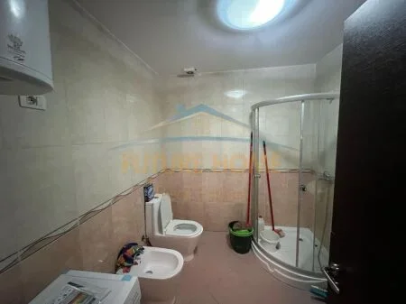 Tirane, shitet apartament 2+1+Ballkon Kati 6, 189.000 € 