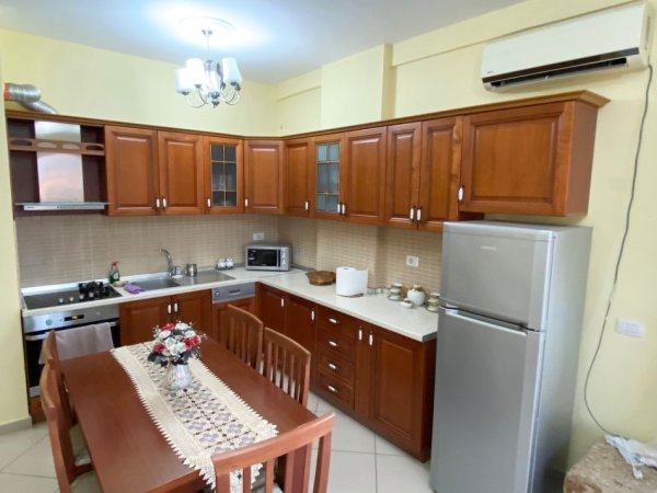 0688146454 Shitet apartament 1+1+Aneks+Ballkon Kati 5, 75 m² (Rruga Rrapa Hekali)